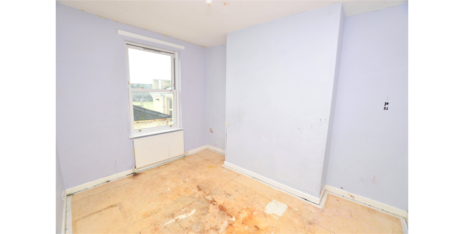 FOR SALE VIA BRADLEYS ONLINE AUCTION 12PM 9TH DECEMBER 2022. VIRTUAL TOUR AVAILABLE.
