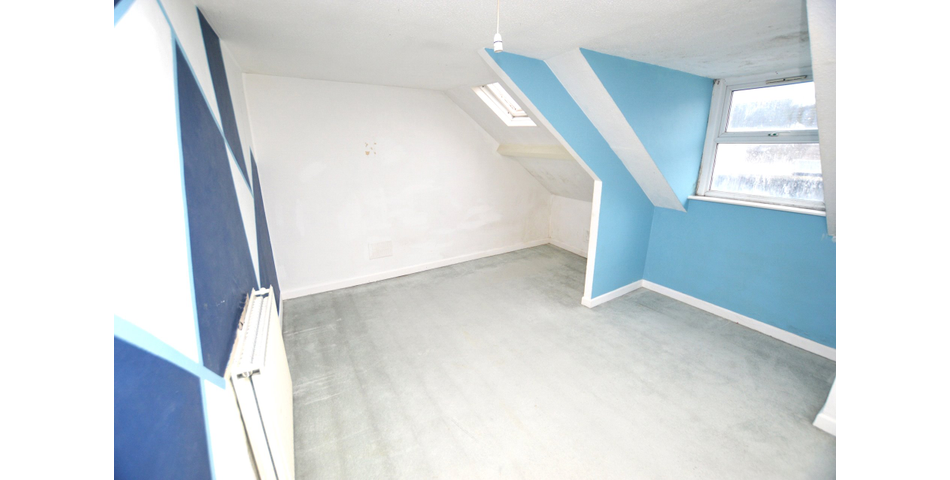 FOR SALE VIA BRADLEYS ONLINE AUCTION 12PM 24TH MARCH 2023. VIRTUAL TOUR AVAILABLE.