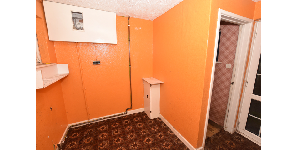 Four Bedroom Semi Detached House For Modernisation