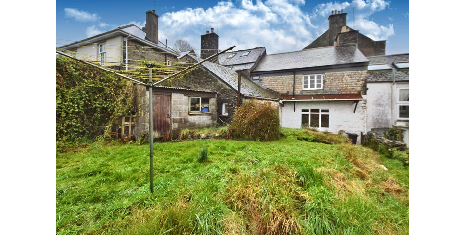 THREE BEDROOM CHARACTER COTTAGE BURSTING WITH POTENTIAL