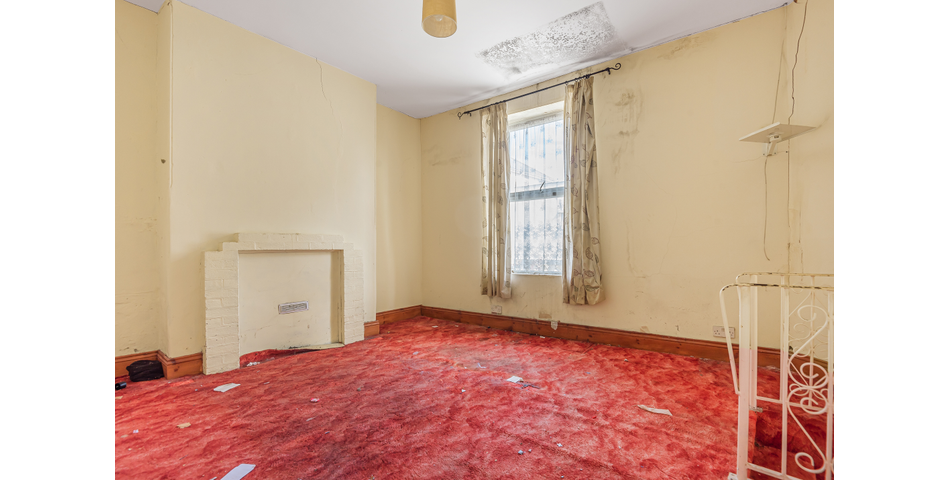 Commercial Unit Offering Planning Potential For Residential Usage