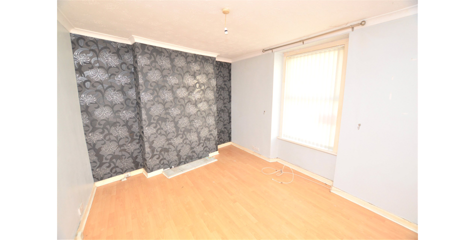 FOR SALE VIA BRADLEYS ONLINE AUCTION 12PM 29TH JUNE 2021