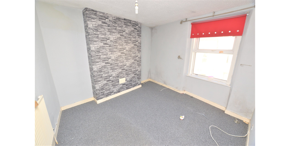 FOR SALE VIA BRADLEYS ONLINE AUCTION 12PM 29TH JUNE 2021