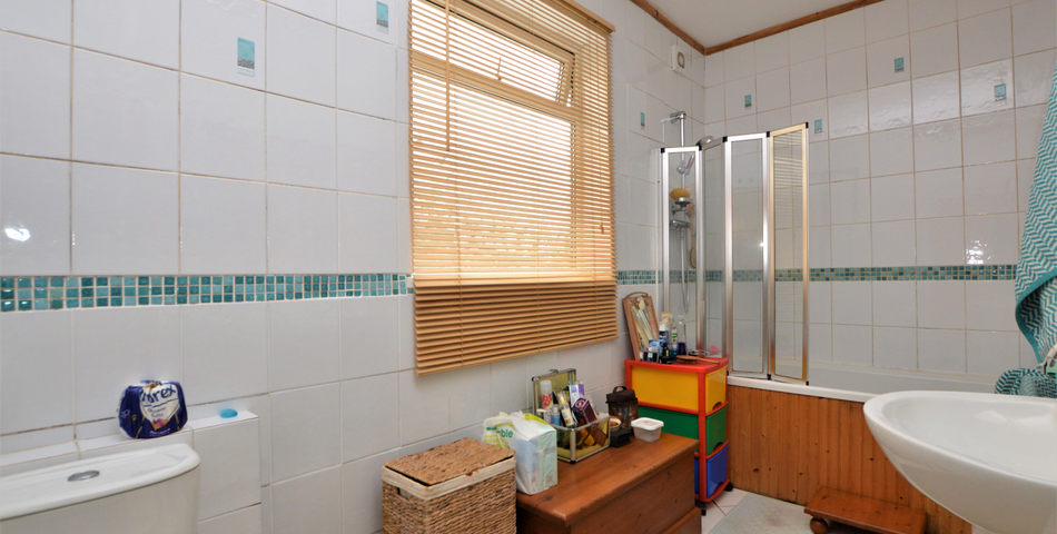**TWO BEDROOM MAISONETTE & ONE BEDROOM FLAT**