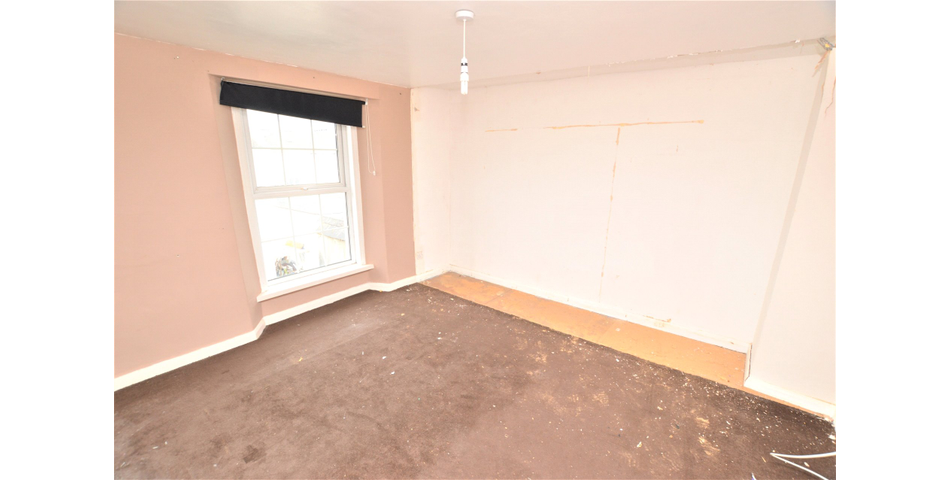 FOR SALE VIA BRADLEYS ONLINE AUCTION 12PM 19TH JULY 2022. VIRTUAL TOUR AVAILABLE.