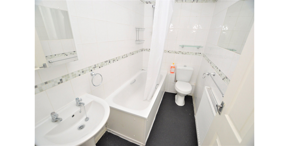 FOR SALE VIA BRADLEYS ONLINE AUCTION 12PM 19TH JULY 2022. VIRTUAL TOUR AVAILABLE.