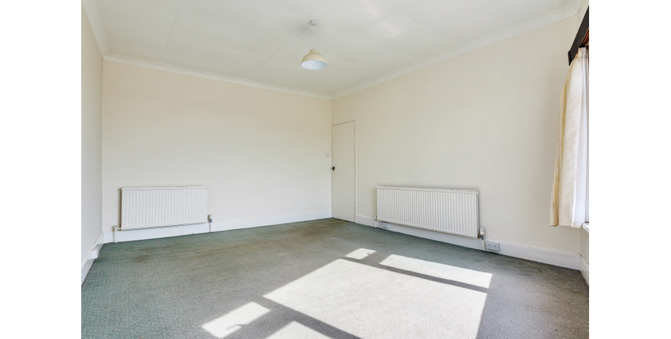Within walking distance to Penzance Promenade!