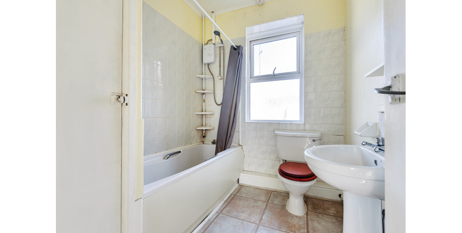 Within walking distance to Penzance Promenade!