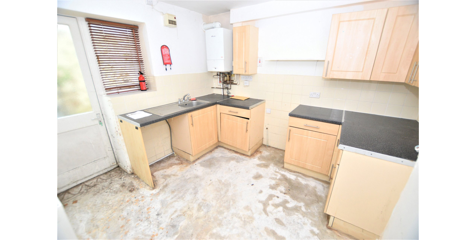 FOR SALE VIA BRADLEYS ONLINE AUCTION 12PM 15TH FEBRUARY 2022. VIRTUAL TOUR AVAILABLE.