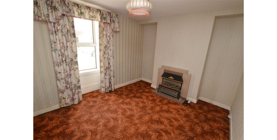 2 BEDROOM HOUSE IN NEED OF MODERNISATION