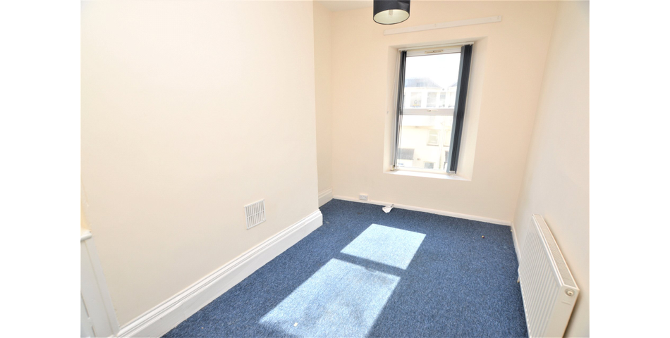 FOR SALE VIA BRADLEYS ONLINE AUCTION 10AM 26TH OCTOBER 2021. VIRTUAL TOUR AVAILABLE.