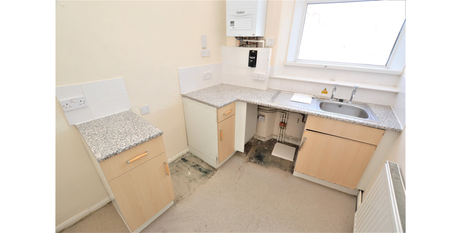 FOR SALE VIA BRADLEYS ONLINE AUCTION 10AM 26TH OCTOBER 2021. VIRTUAL TOUR AVAILABLE.