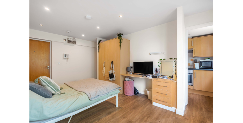 Studio Apartment - Excellent Investment Opportunity 