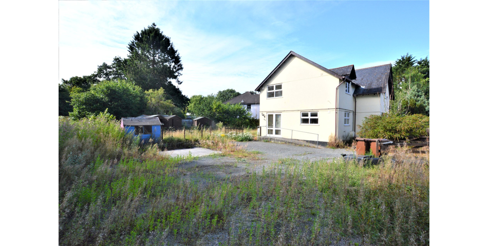 FOR SALE VIA BRADLEYS ONLINE AUCTION 12PM 14TH OCTOBER. VIRTUAL TOUR AVAILABLE!