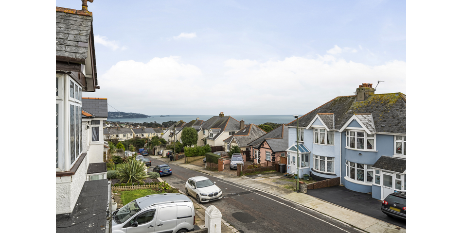 22 HILLSIDE ROAD, PAIGNTON, TQ3 3JF