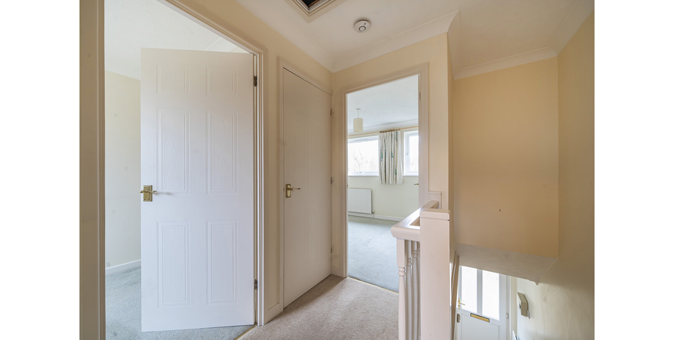 2 bedroom semi-detached home with garden and parking in Bovey Tracey