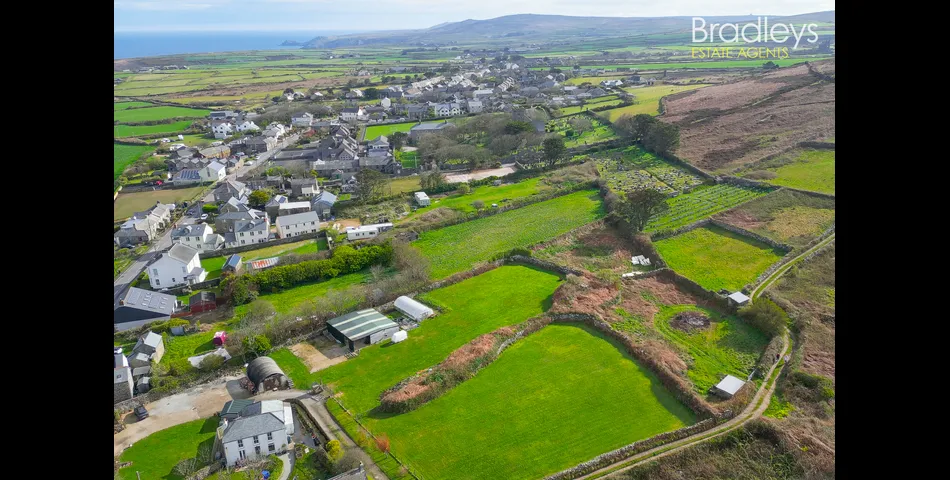 Land In Pendeen With Outbuilding 