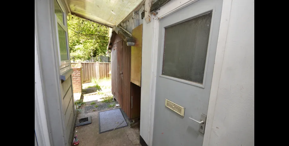 26 Mandrake Road