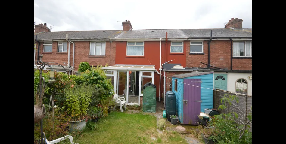 11 Iris Avenue