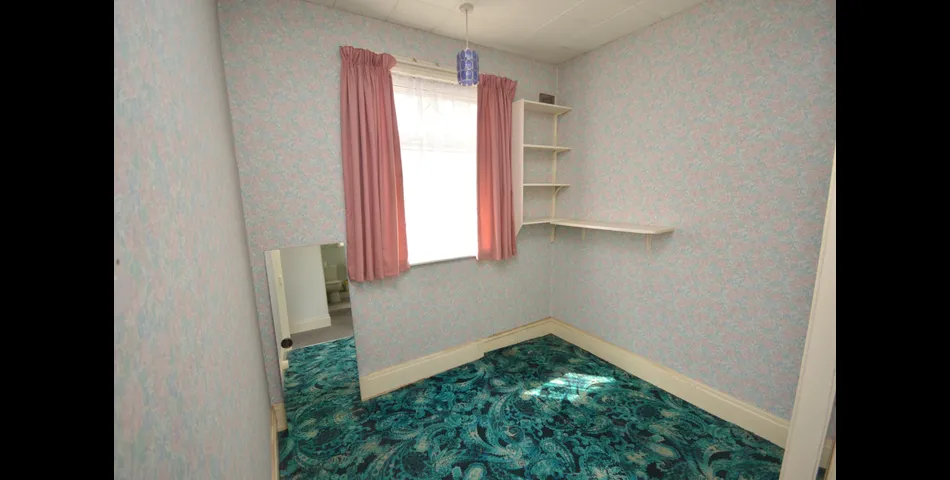 11 Iris Avenue