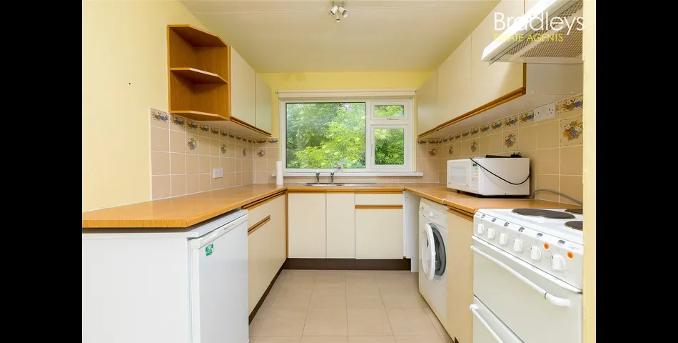 2 Bedroom Semi Detached. 