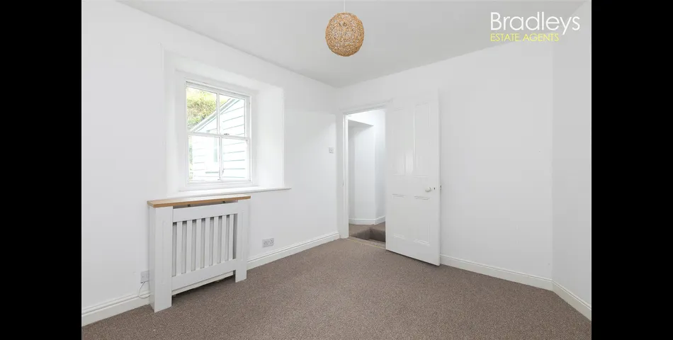 A Rare Coastal Gem in the Heart of Lamorna Covel