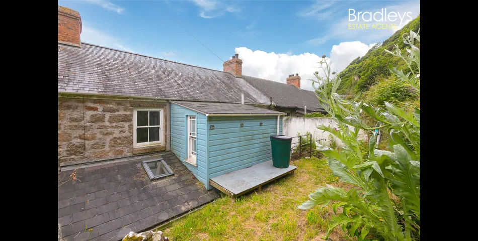A Rare Coastal Gem in the Heart of Lamorna Covel