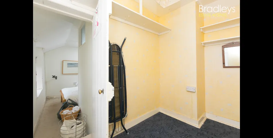 2 Harbour View, Green Rocks, Newlyn, TR18 5JZ