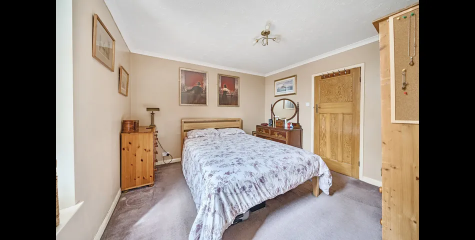 1 Bedroom Maisonette With Private Garden