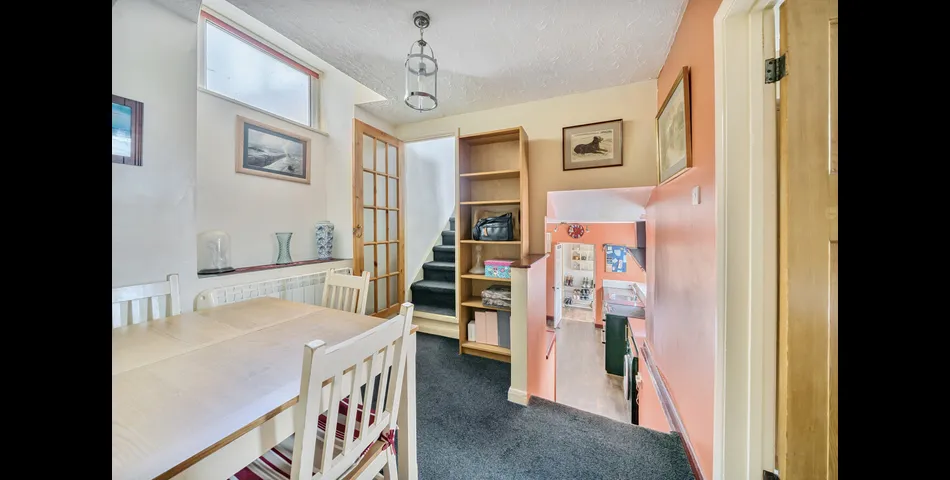 1 Bedroom Maisonette With Private Garden