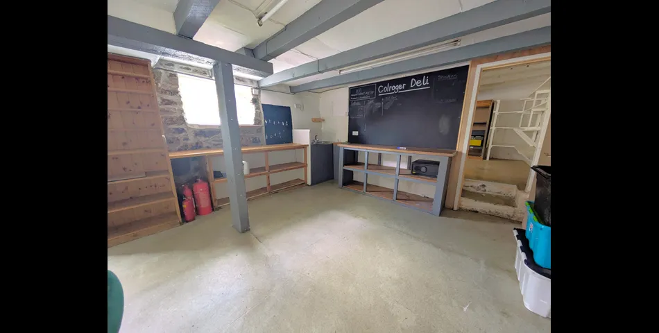 Two-Bedroom Apartment Above Commercial Unit in Mullion