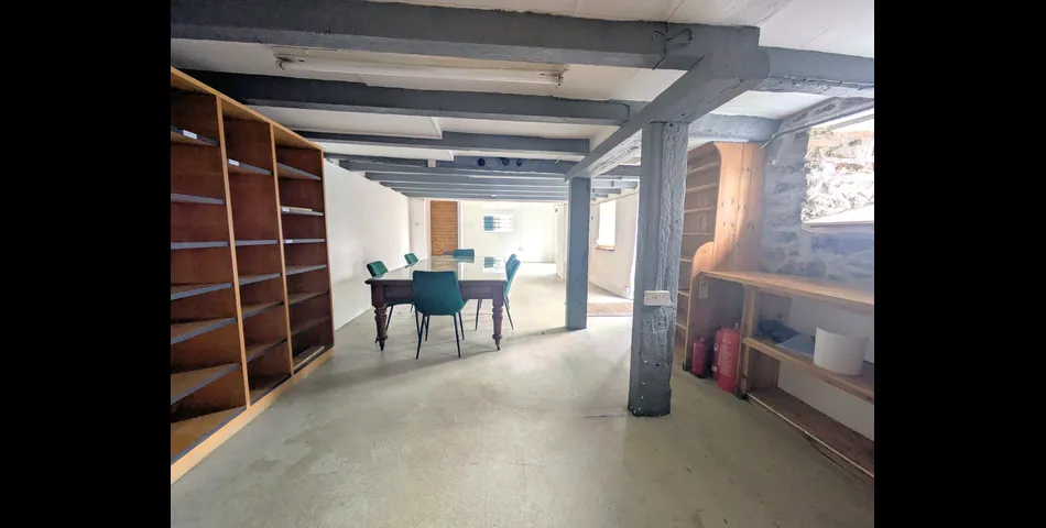 Two-Bedroom Apartment Above Commercial Unit in Mullion
