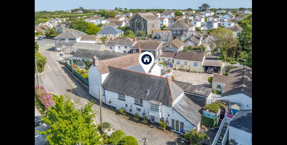Two-Bedroom Apartment Above Commercial Unit in Mullion