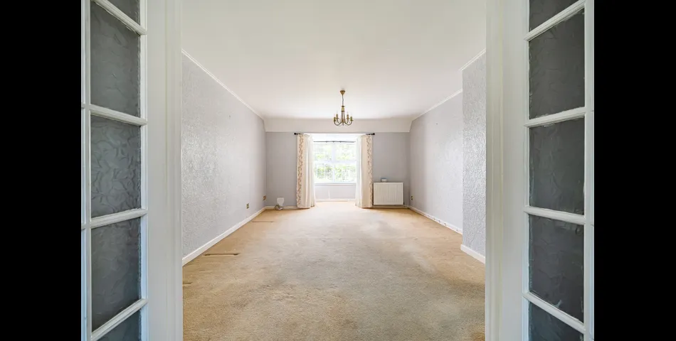 Two-Bedroom Apartment Above Commercial Unit in Mullion