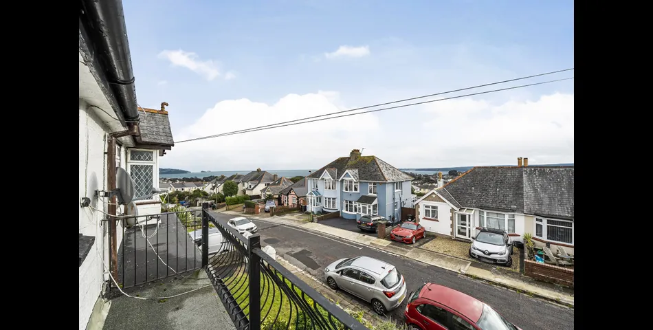 22 HILLSIDE ROAD, PAIGNTON, TQ3 3JF