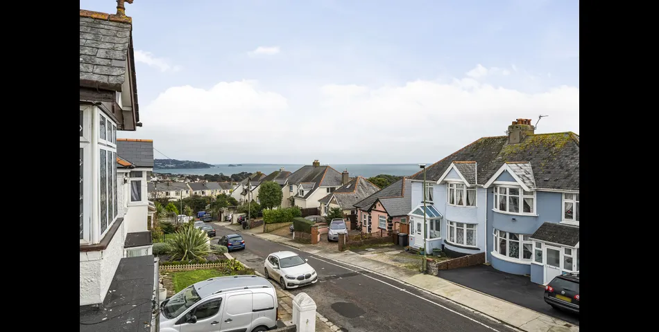 22 HILLSIDE ROAD, PAIGNTON, TQ3 3JF
