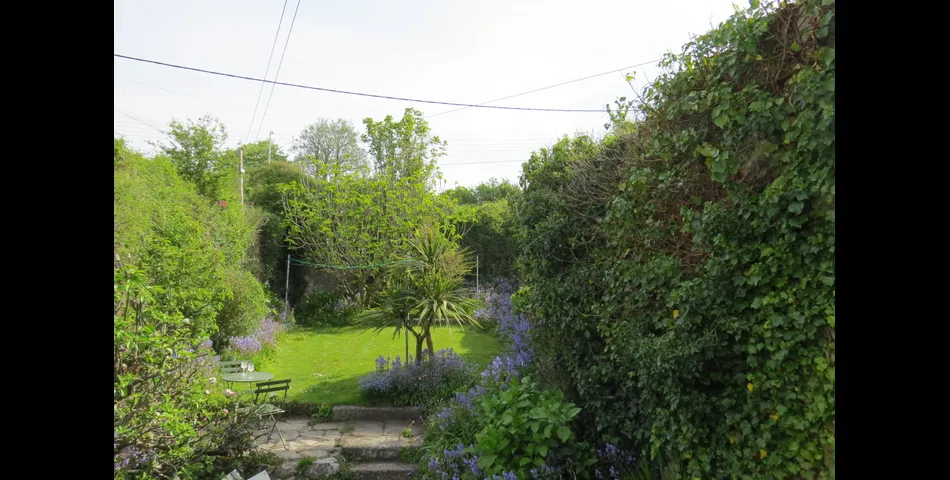 50 Meneage Street Helston. 3 Storey Period Property In Town Centre 