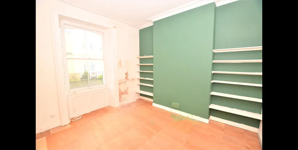 FOR SALE VIA BRADLEYS ONLINE AUCTION 12PM 15TH FEBRUARY 2022. VIRTUAL TOUR AVAILABLE.