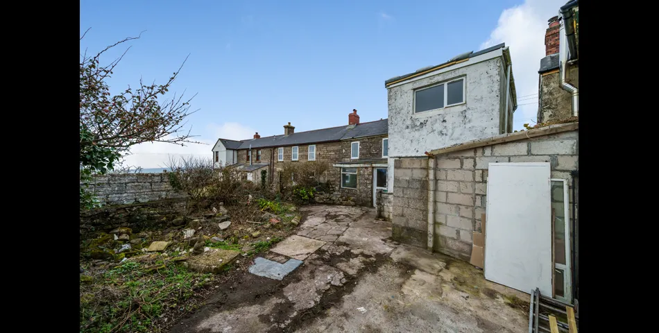 RENOVATION PROJECT SET WITHIN A DESIRABLE VILLAGE SETTING!