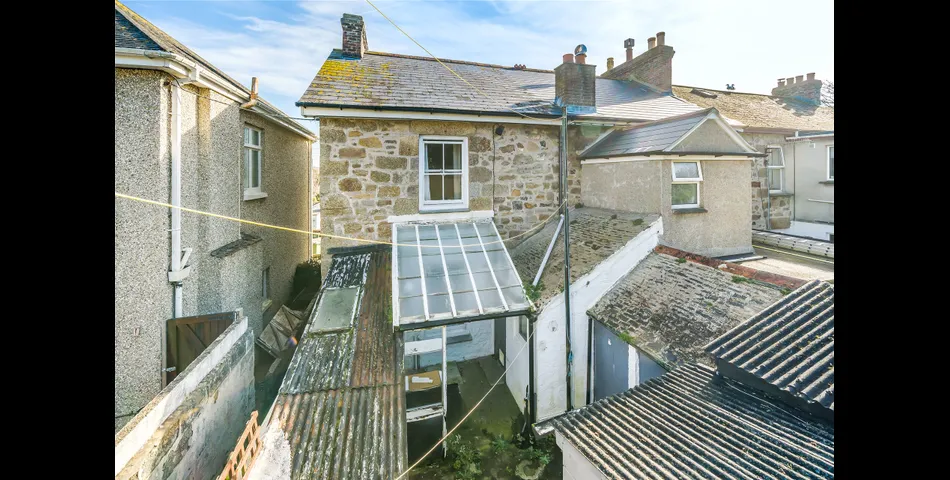 Exciting project situated in a desirable area!