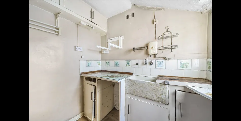 Exciting project situated in a desirable area!