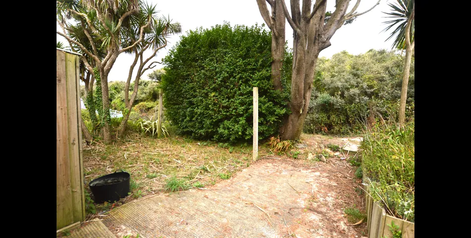 14 Harveys Towans, Hayle, Cornwall, TR27 5AS