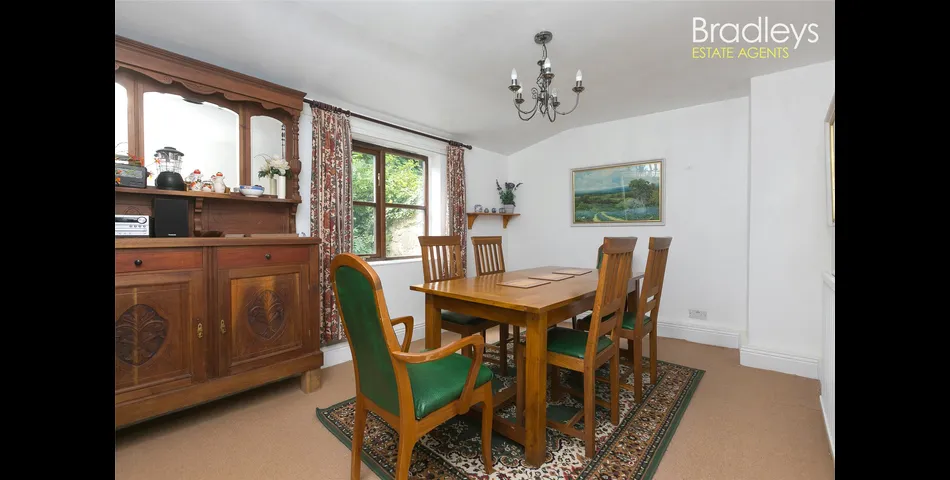 • 3 Bedrooms   •    • Grade II Listed   • Freehold   • Beautiful Location  •
