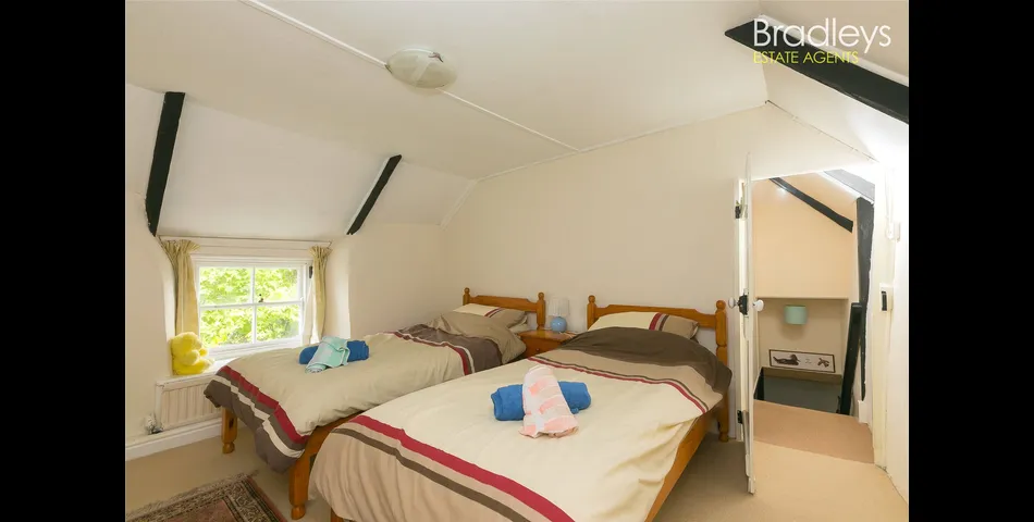 • 3 Bedrooms   •    • Grade II Listed   • Freehold   • Beautiful Location  •