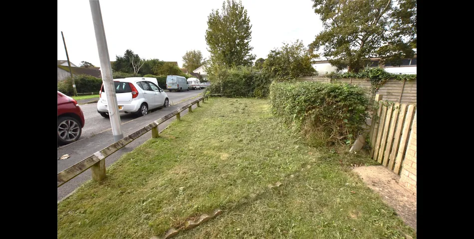 • This Property Is Being Sold by Conditional Online Auction  • Place A Bid on www.bradleys-online-auctions.co.uk