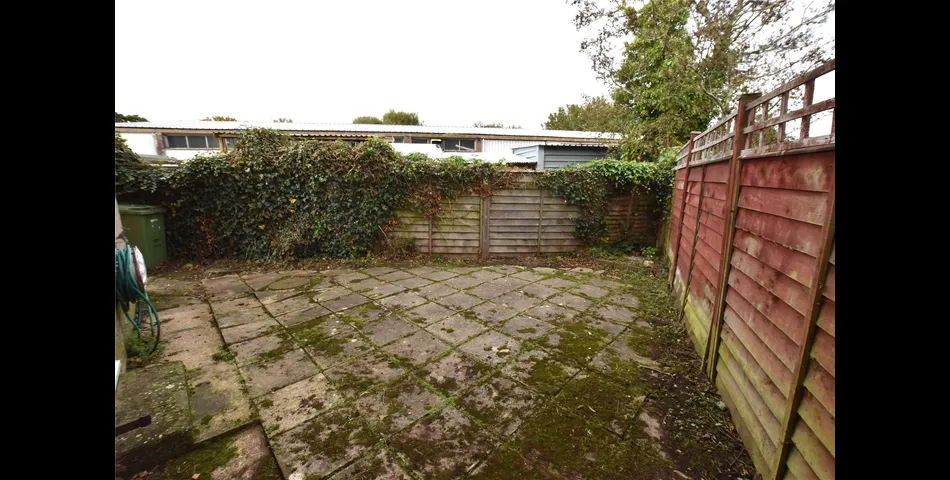 • This Property Is Being Sold by Conditional Online Auction  • Place A Bid on www.bradleys-online-auctions.co.uk