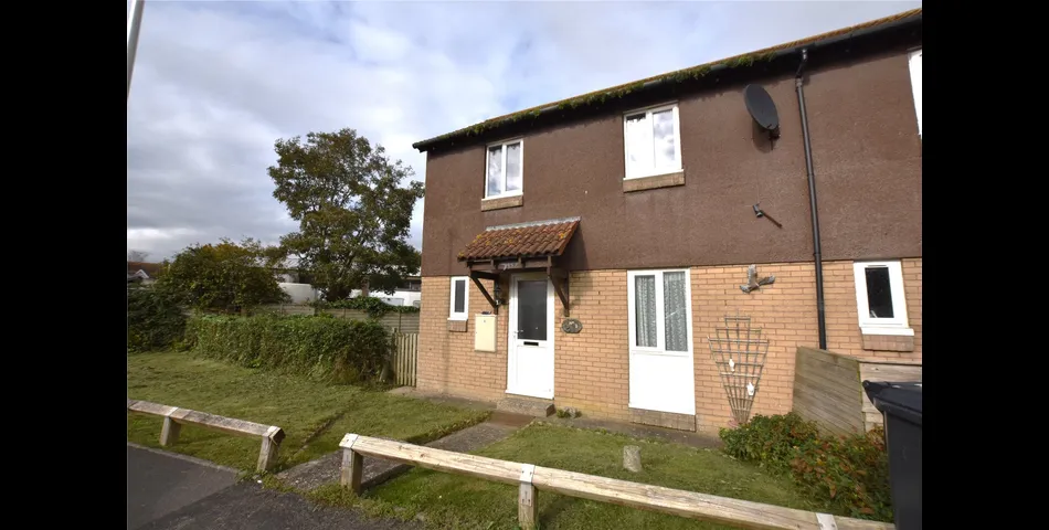 • This Property Is Being Sold by Conditional Online Auction  • Place A Bid on www.bradleys-online-auctions.co.uk