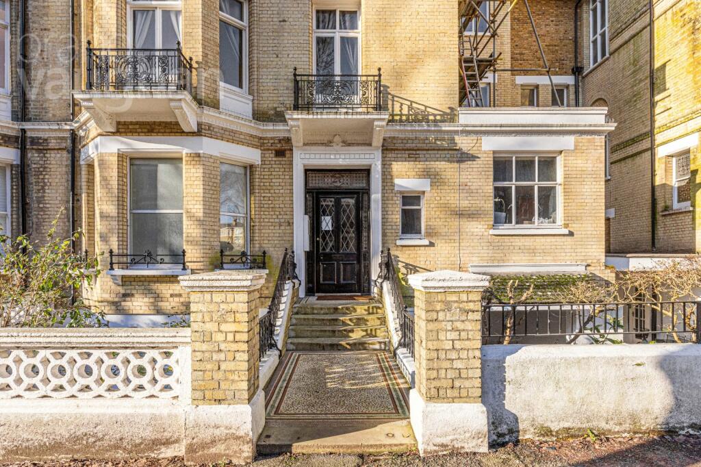 1 bed Apartment