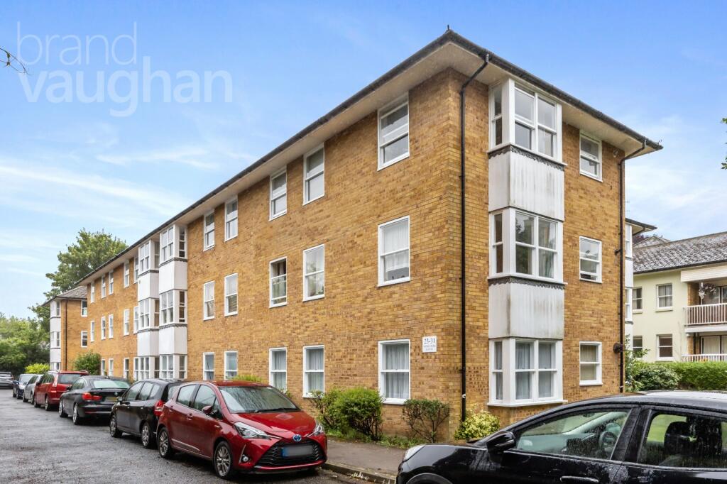 2 bed Ground Flat