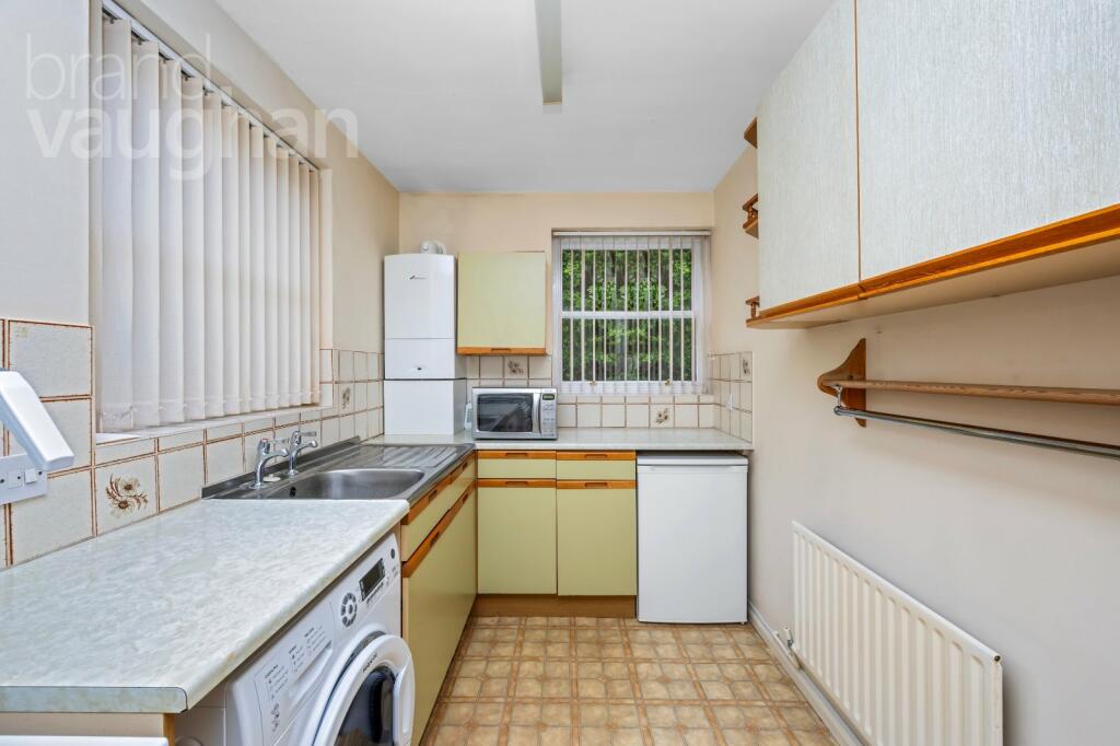 2 bed Ground Flat
